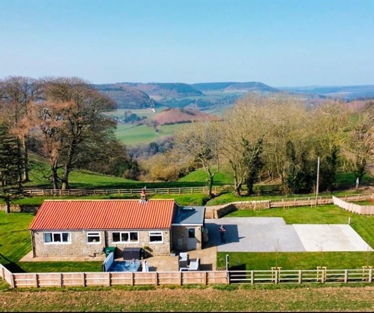 The View, Broxa - Luxury Lodge - Yorkshire Coast สการ์โบโรห์ ภายนอก รูปภาพ